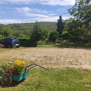 les-chambres-des-chats-malicieux.midi-pyreneeshotels.com/
